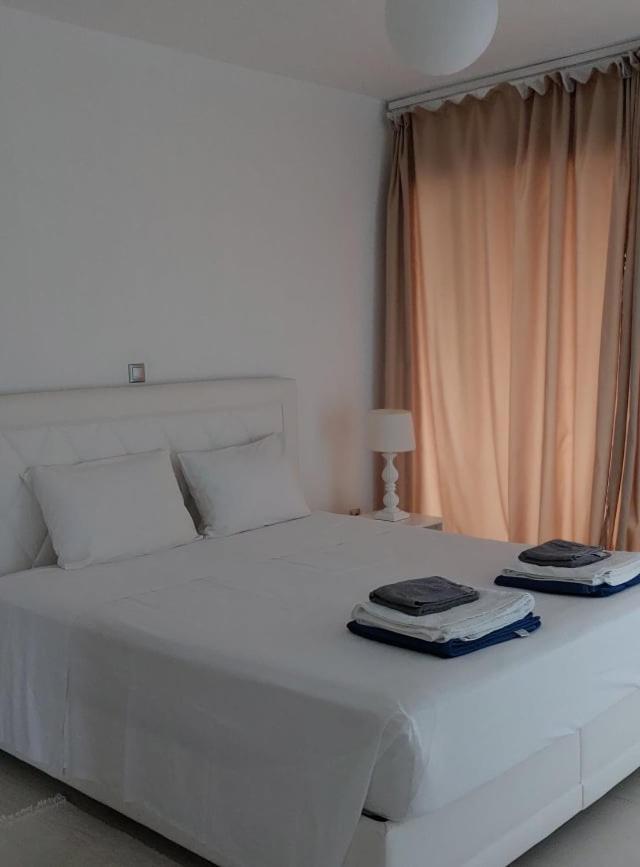 Evilia Luxury Villa Amoopi Dış mekan fotoğraf