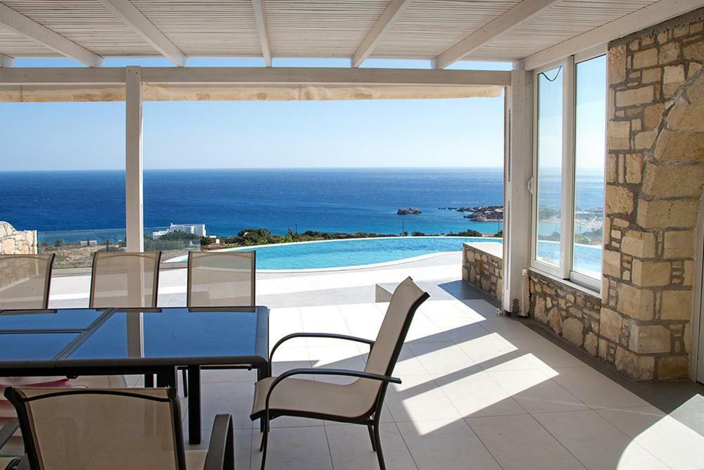 Evilia Luxury Villa Amoopi Dış mekan fotoğraf